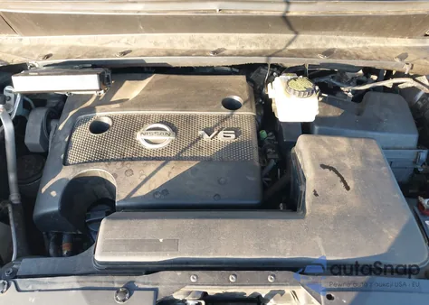 2014 Nissan Pathfinder S/Sv/Sl/Platinum z USA, uszkodzony, nr VIN 5N1AR2MMXEC672054